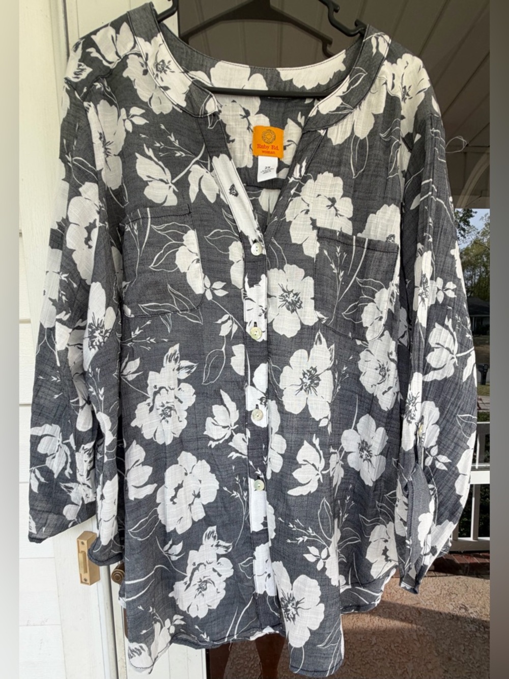 Ruby Rd. White Floral Button-Up Blouse on Black